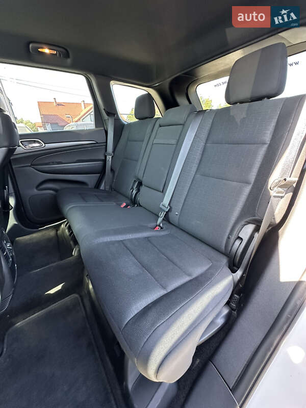 Позашляховик / Кросовер Jeep Grand Cherokee 2015 в Івано-Франківську фото 22 Позашляховик / Кросовер Jeep Grand Cherokee 2015 в Івано-Франківську