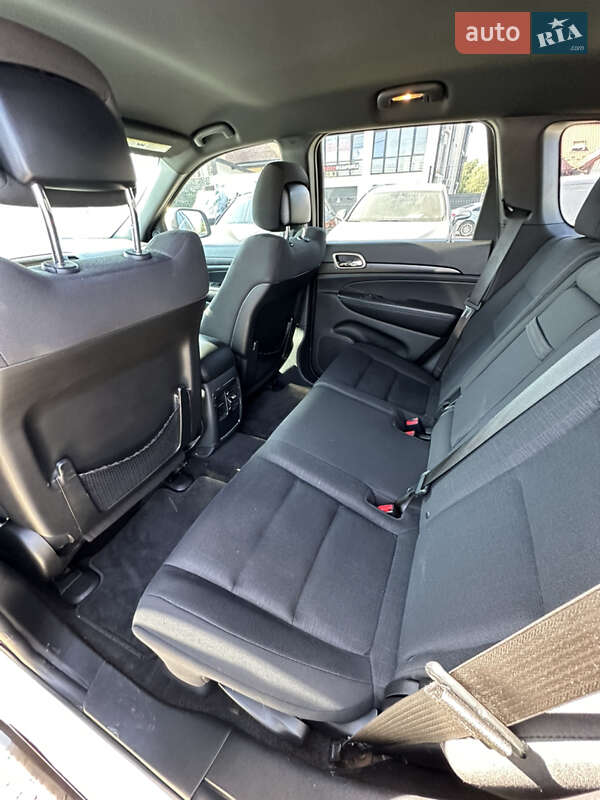 Позашляховик / Кросовер Jeep Grand Cherokee 2015 в Івано-Франківську фото 23 Позашляховик / Кросовер Jeep Grand Cherokee 2015 в Івано-Франківську
