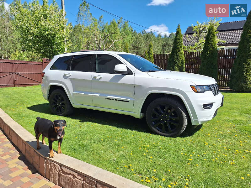 Внедорожник / Кроссовер Jeep Grand Cherokee 2018 в Киеве
