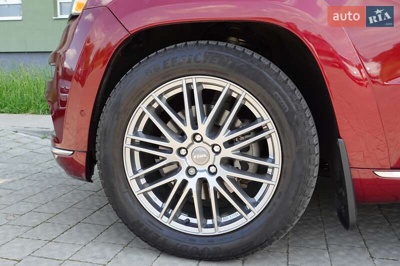 Внедорожник / Кроссовер Jeep Grand Cherokee 2019 в Львове фото 16 Внедорожник / Кроссовер Jeep Grand Cherokee 2019 в Львове