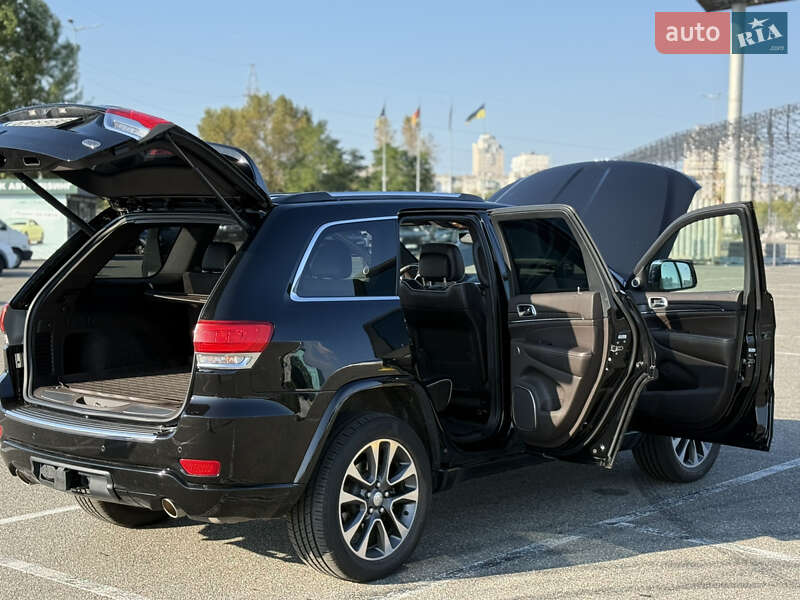 Внедорожник / Кроссовер Jeep Grand Cherokee 2018 в Киеве