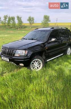 Внедорожник / Кроссовер Jeep Grand Cherokee 2004 в 