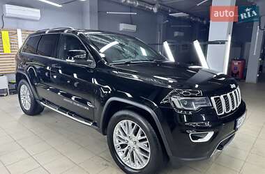 Внедорожник / Кроссовер Jeep Grand Cherokee 2017 в Киеве