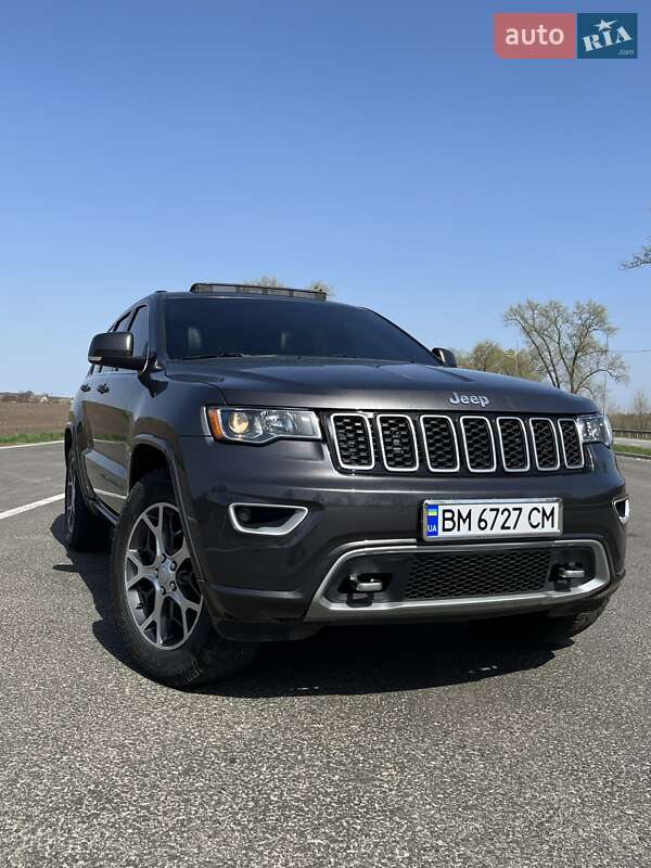Внедорожник / Кроссовер Jeep Grand Cherokee 2018 в Ромнах