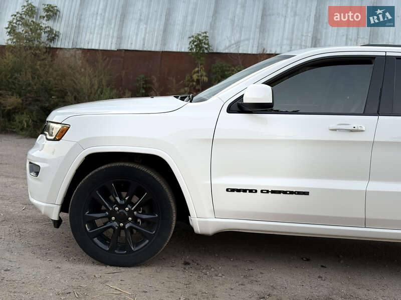 Внедорожник / Кроссовер Jeep Grand Cherokee 2019 в Харькове