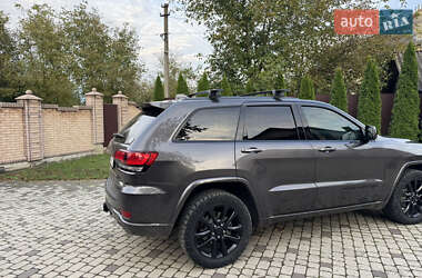 Внедорожник / Кроссовер Jeep Grand Cherokee 2020 в 