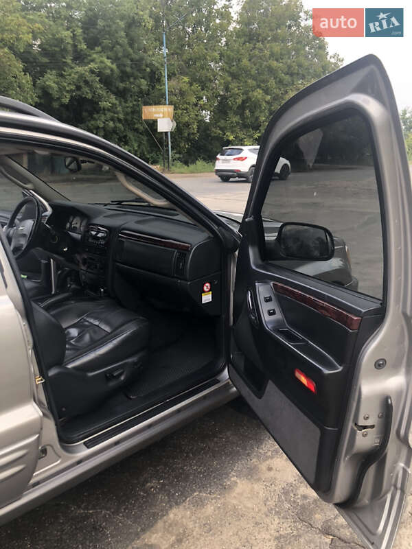 Внедорожник / Кроссовер Jeep Grand Cherokee 2002 в Шаргороде