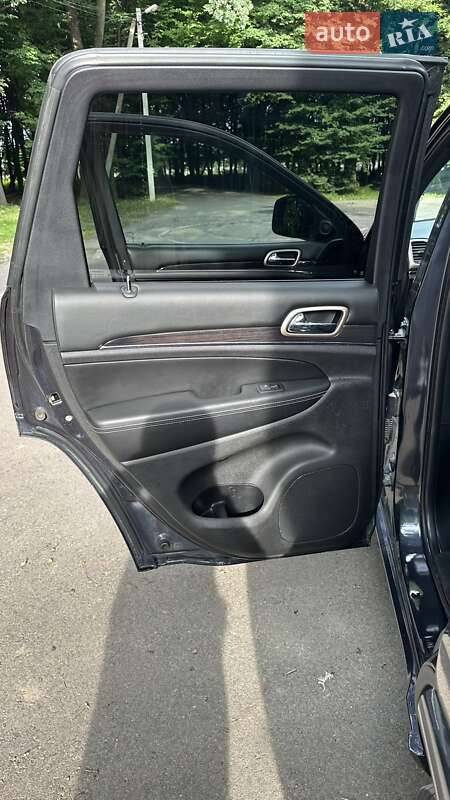Внедорожник / Кроссовер Jeep Grand Cherokee 2015 в Львове