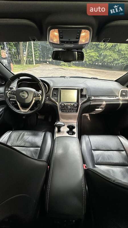 Внедорожник / Кроссовер Jeep Grand Cherokee 2015 в Львове