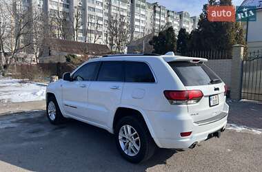Внедорожник / Кроссовер Jeep Grand Cherokee 2017 в 