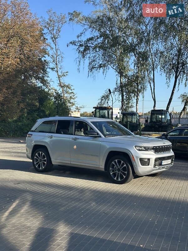 Внедорожник / Кроссовер Jeep Grand Cherokee 2022 в Полтаве