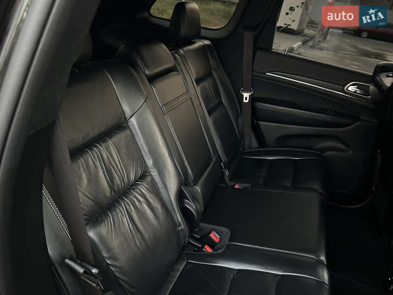 Позашляховик / Кросовер Jeep Grand Cherokee 2016 в Києві
