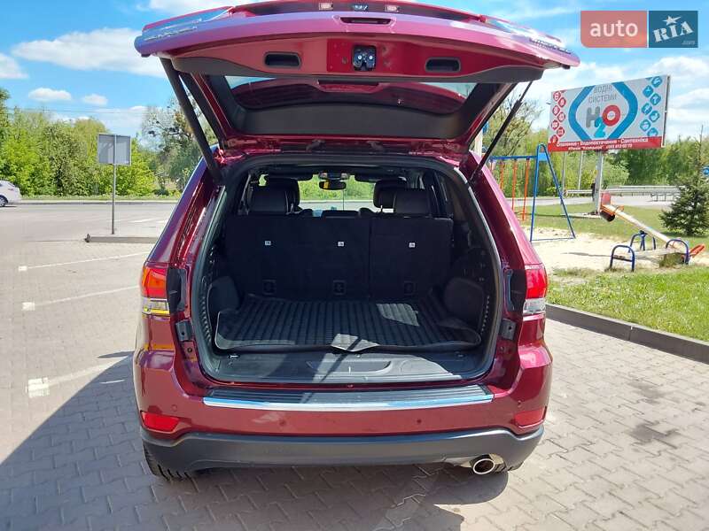 Внедорожник / Кроссовер Jeep Grand Cherokee 2020 в Дубно