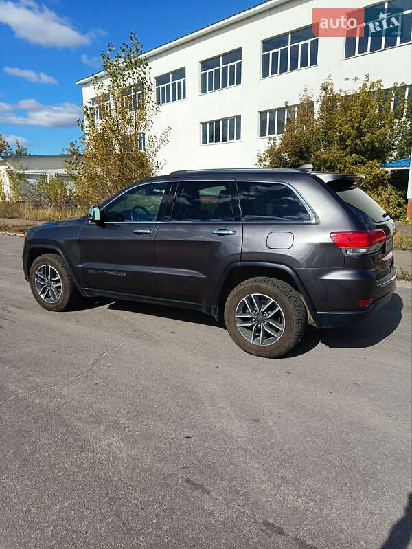Внедорожник / Кроссовер Jeep Grand Cherokee 2018 в Шостке