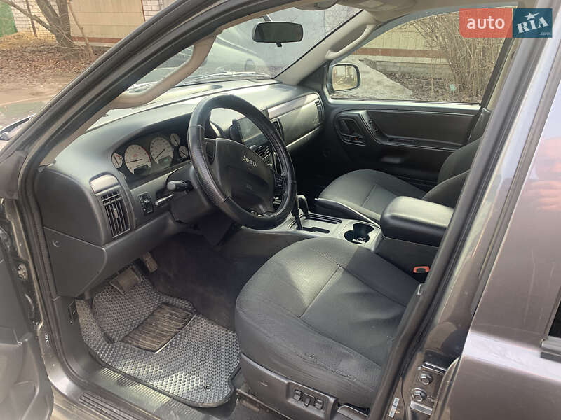 Внедорожник / Кроссовер Jeep Grand Cherokee 2003 в Кременчуге