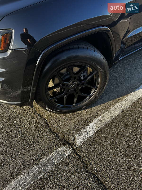 Позашляховик / Кросовер Jeep Grand Cherokee 2018 в Києві