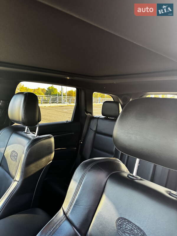 Позашляховик / Кросовер Jeep Grand Cherokee 2018 в Києві