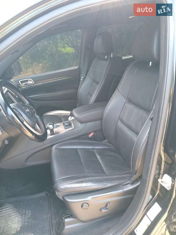 Внедорожник / Кроссовер Jeep Grand Cherokee 2013 в Ужгороде фото 2 Внедорожник / Кроссовер Jeep Grand Cherokee 2013 в Ужгороде