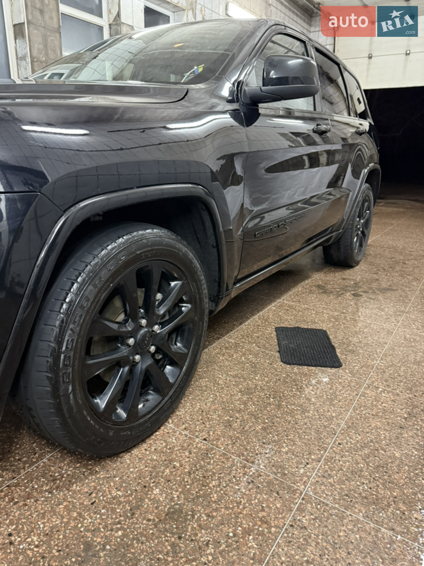 2018 Jeep Grand Cherokee - мініатюра 28