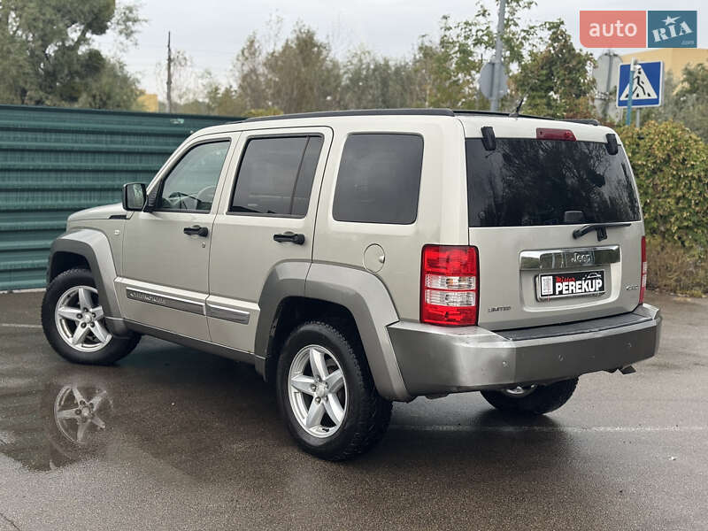 Внедорожник / Кроссовер Jeep Grand Cherokee 2008 в Киеве