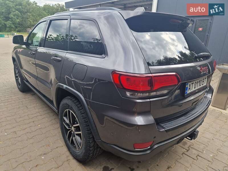 Внедорожник / Кроссовер Jeep Grand Cherokee 2016 в Ивано-Франковске фото 4 Внедорожник / Кроссовер Jeep Grand Cherokee 2016 в Ивано-Франковске