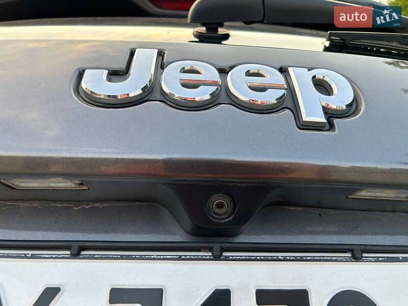 Позашляховик / Кросовер Jeep Grand Cherokee 2014 в Хмельницькому