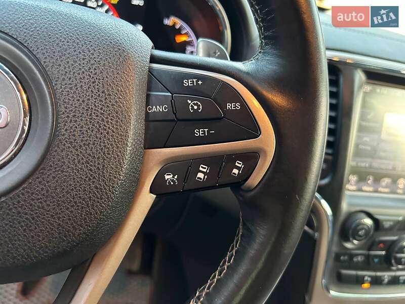 Позашляховик / Кросовер Jeep Grand Cherokee 2014 в Хмельницькому