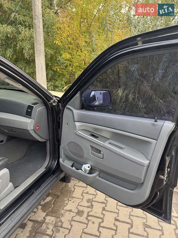 Внедорожник / Кроссовер Jeep Grand Cherokee 2006 в Сумах