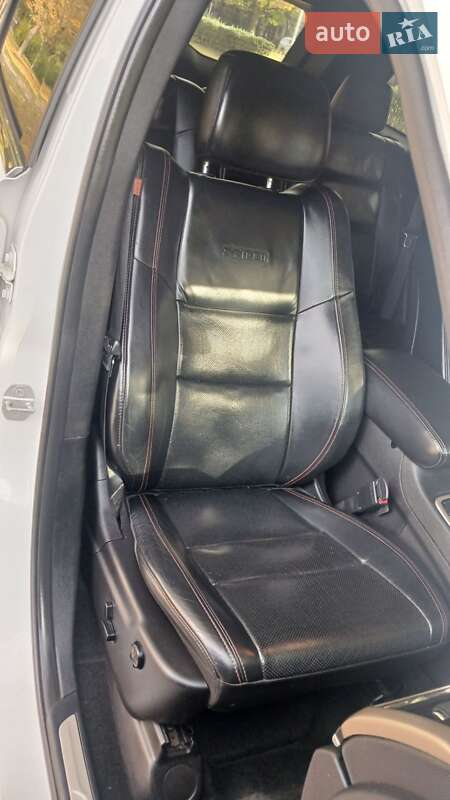 Внедорожник / Кроссовер Jeep Grand Cherokee 2015 в Полтаве