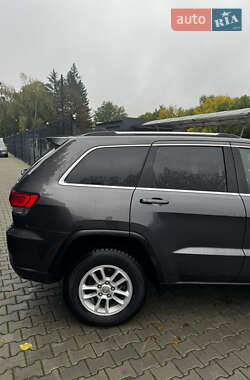 Внедорожник / Кроссовер Jeep Grand Cherokee 2019 в 