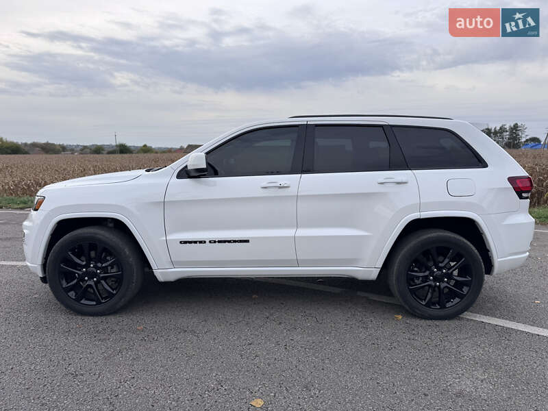 Внедорожник / Кроссовер Jeep Grand Cherokee 2021 в Ромнах