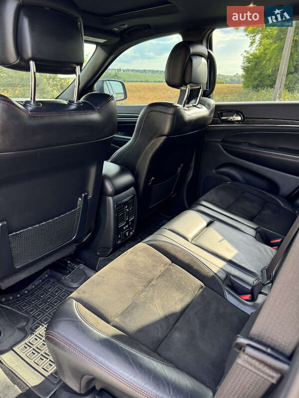 Внедорожник / Кроссовер Jeep Grand Cherokee 2020 в Киеве