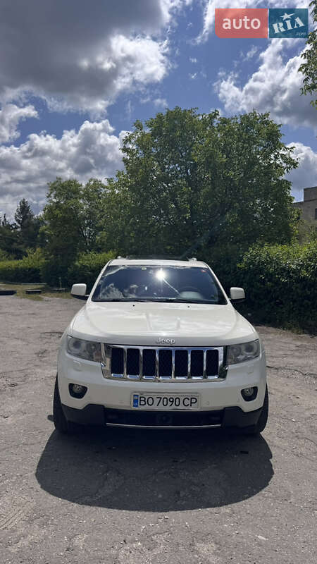 Внедорожник / Кроссовер Jeep Grand Cherokee 2011 в Тернополе