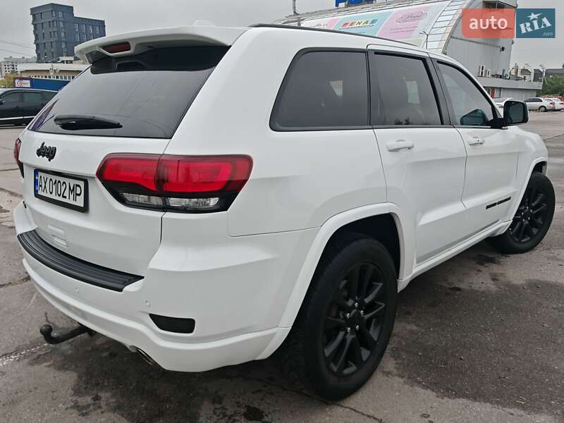 Внедорожник / Кроссовер Jeep Grand Cherokee 2018 в Харькове