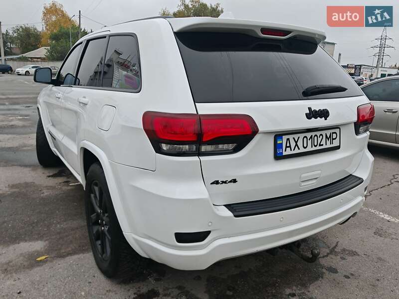 Внедорожник / Кроссовер Jeep Grand Cherokee 2018 в Харькове