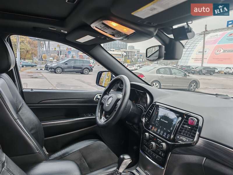 Внедорожник / Кроссовер Jeep Grand Cherokee 2018 в Харькове