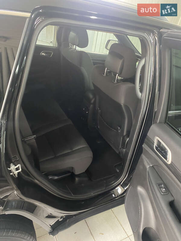 Позашляховик / Кросовер Jeep Grand Cherokee 2020 в Києві фото 5 Позашляховик / Кросовер Jeep Grand Cherokee 2020 в Києві