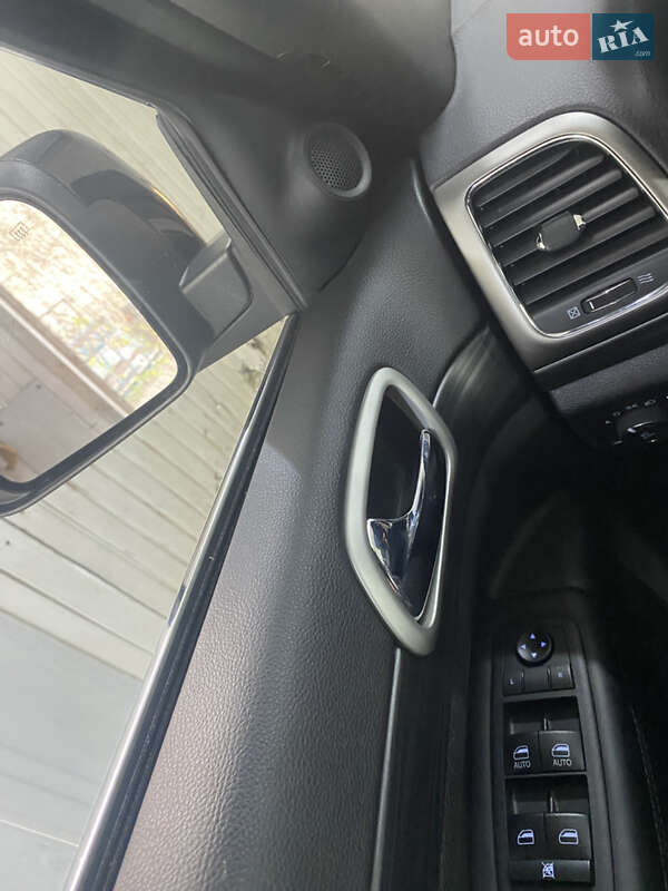Позашляховик / Кросовер Jeep Grand Cherokee 2020 в Києві фото 20 Позашляховик / Кросовер Jeep Grand Cherokee 2020 в Києві