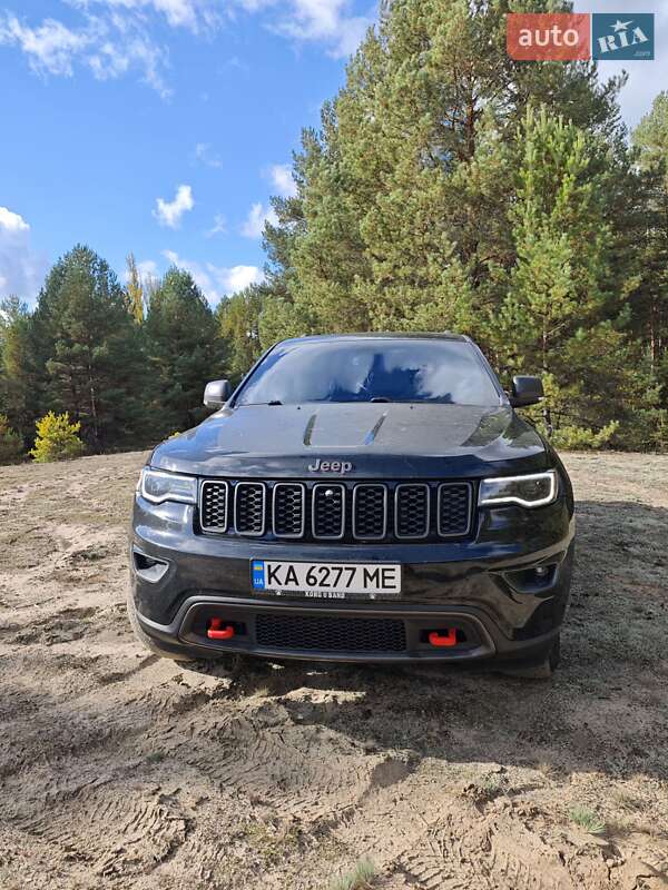 Внедорожник / Кроссовер Jeep Grand Cherokee 2018 в Киеве