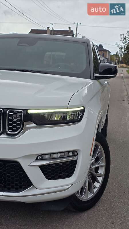 Внедорожник / Кроссовер Jeep Grand Cherokee 2022 в Киеве фото 5 Внедорожник / Кроссовер Jeep Grand Cherokee 2022 в Киеве
