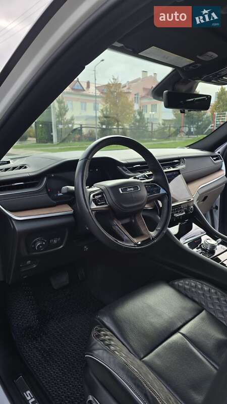 Внедорожник / Кроссовер Jeep Grand Cherokee 2022 в Киеве фото 51 Внедорожник / Кроссовер Jeep Grand Cherokee 2022 в Киеве