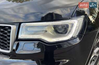 Внедорожник / Кроссовер Jeep Grand Cherokee 2021 в 