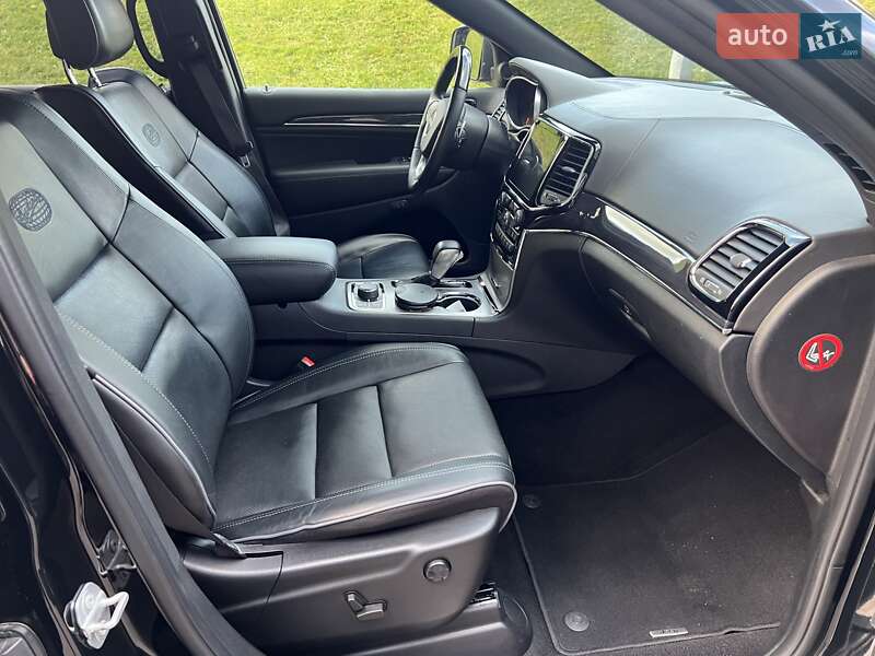 Внедорожник / Кроссовер Jeep Grand Cherokee 2021 в Киеве фото 23 Внедорожник / Кроссовер Jeep Grand Cherokee 2021 в Киеве