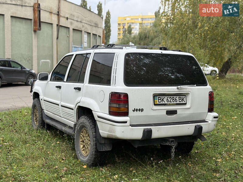 Позашляховик / Кросовер Jeep Grand Cherokee 1995 в Рівному