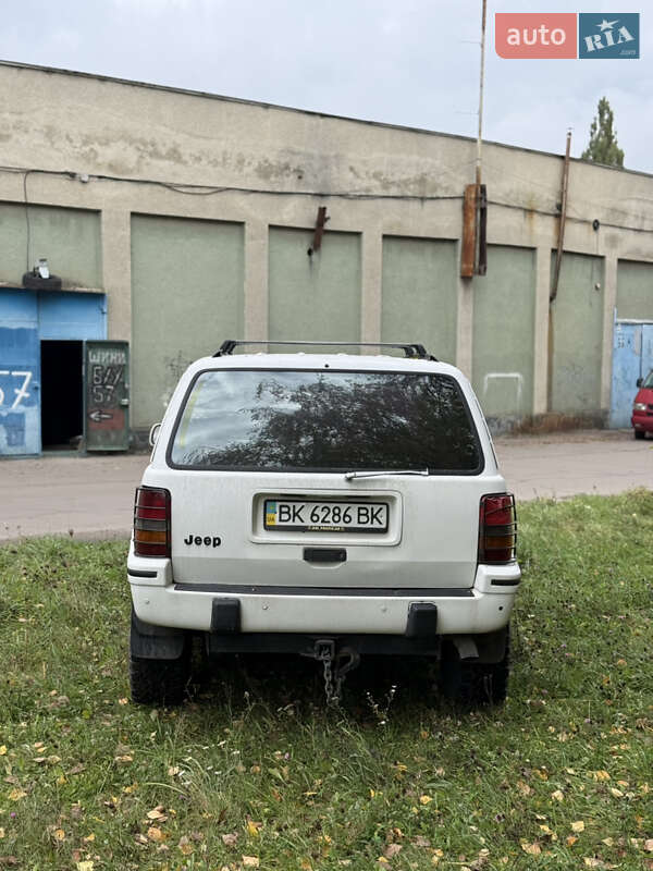 Позашляховик / Кросовер Jeep Grand Cherokee 1995 в Рівному