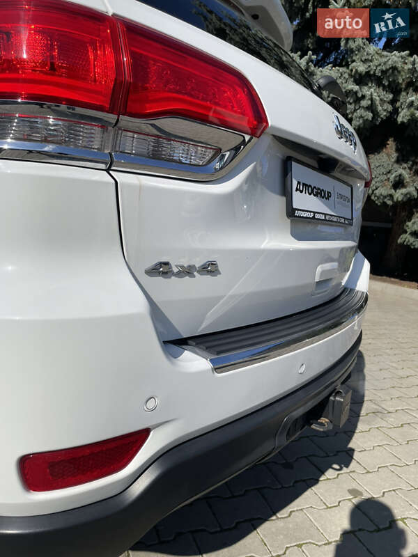 Внедорожник / Кроссовер Jeep Grand Cherokee 2015 в Одессе