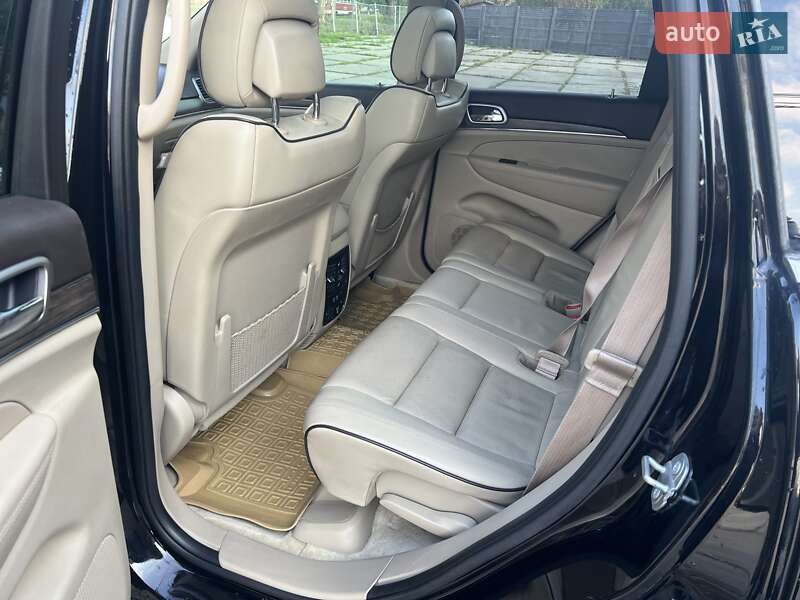Внедорожник / Кроссовер Jeep Grand Cherokee 2017 в Харькове