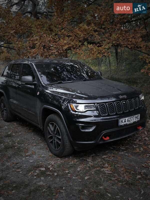 Внедорожник / Кроссовер Jeep Grand Cherokee 2018 в Киеве