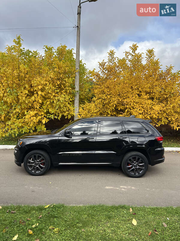 Внедорожник / Кроссовер Jeep Grand Cherokee 2018 в Ровно