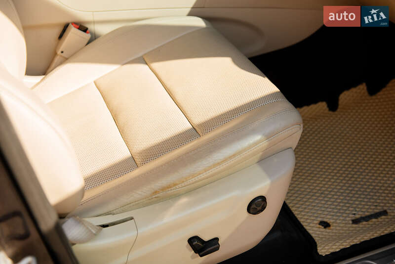 Внедорожник / Кроссовер Jeep Grand Cherokee 2013 в Тячеве фото 56 Внедорожник / Кроссовер Jeep Grand Cherokee 2013 в Тячеве